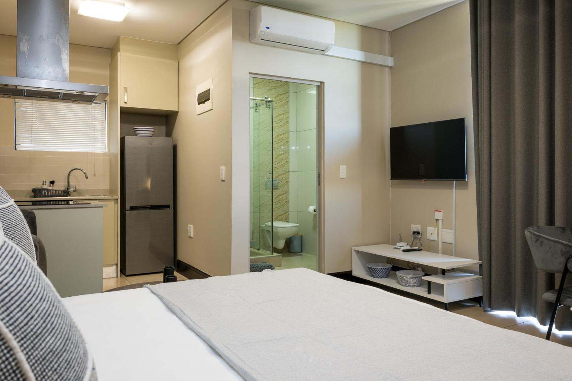 Cute And Cosy Marina 501 Apartment Durban